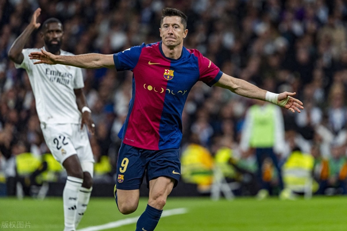 莱万多夫斯基连续十五场比赛得分超过持续失利，热火不断突破！kaiyun体育官网下载