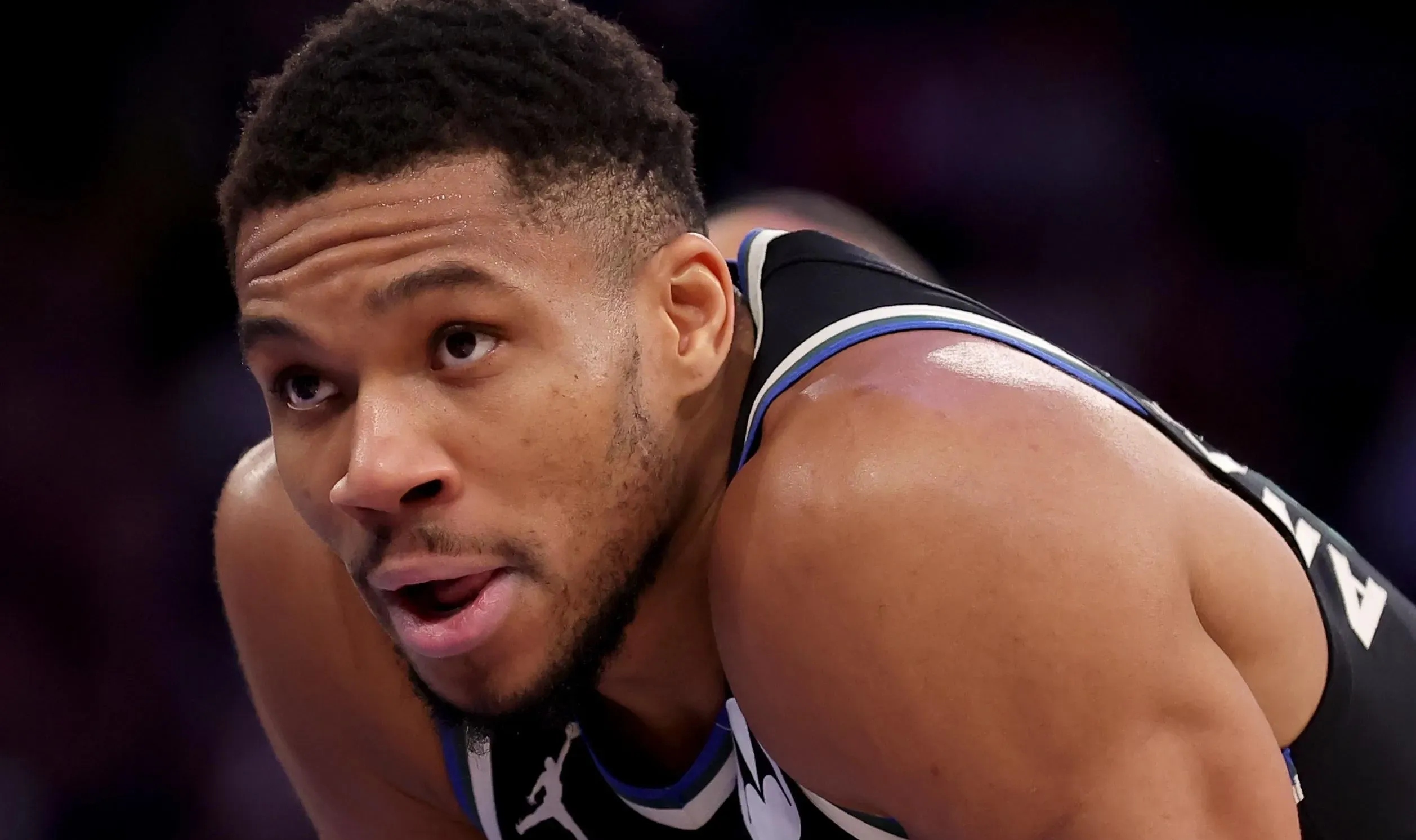  字母哥新赛季在哪个球队 